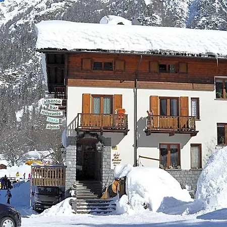 Hotel Flora Alpina 2*