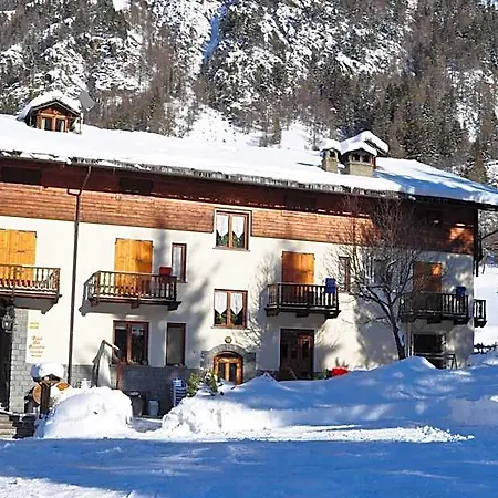 Hotel Flora Alpina Gressoney-Saint-Jean