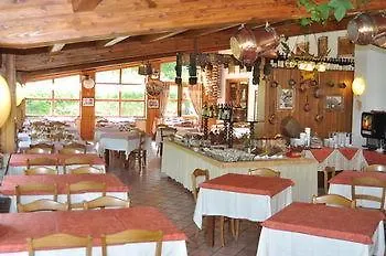 酒店 弗洛拉阿尔皮纳酒店