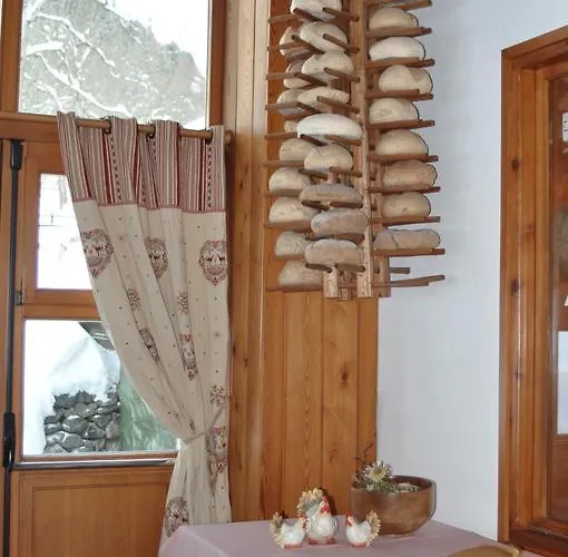 Flora Alpina Hotel 2*